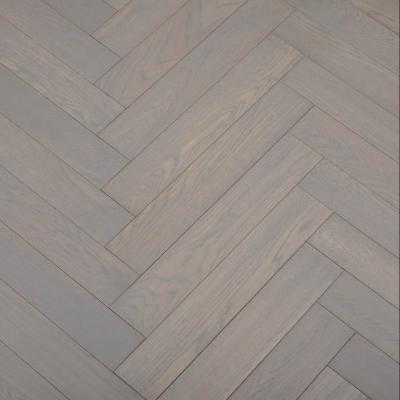 China Hot Sale Classic Anti Scratch Gray Oak Antique Engineered Wood Waterproof Anti-Slip Wear Resistant Waterproof Flooring Chevron for sale