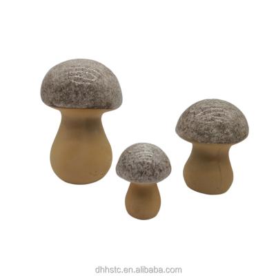 China PS44327 Minimalist Mushroom Shape Ceramic Ornament Decoration Bright Surface for sale