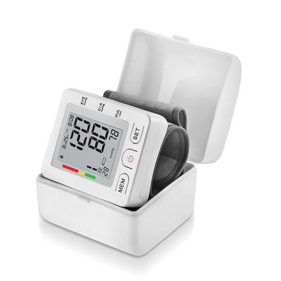 China Two User Pick 2019 High Quality Accurate Digital Wrist Blood Pressure Meter for sale