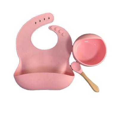 China Viable Wholesale Silicone Baby Bowl Cartoon Printing Bibs Sets With Spoon Tableware Set Portable Baby Dishes for sale