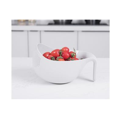 China Wholesale Viable Plastic White Bowl Strainer Nest Wash Kitchen Vacane Kitchen Sink Folding Colanders Fruit Vegetable for sale