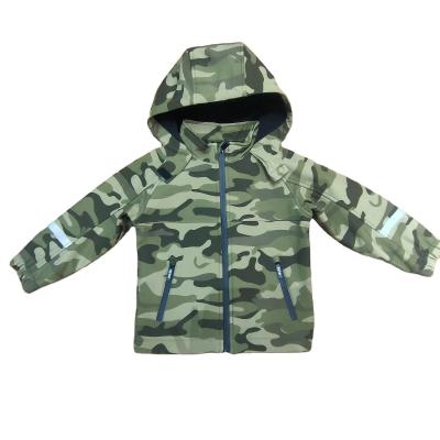 China Kids Baby Boy's Softshell Jacket Camouflage Pattern Hooded Waterproof and Windproof Outwear Spring Autumn Fleece Coat for sale