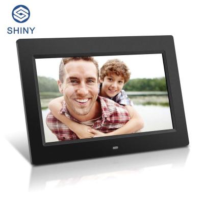 China Wifi hot sale small size hd 7 8 2022 10 inch porta digital photo frame for sale