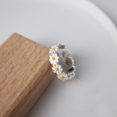 China CLASSIC 2023 popular 925 Sterling Silver Daisy Cute Ring Open Ring Adjustable Ring for sale