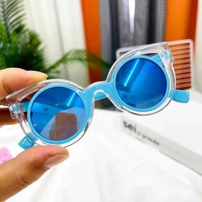 China Fashion sunglasses wholesale 2022 fashion kids accessories uv400 kids sunglasses PC small children girls sunglasses for sale