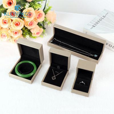 China Recycled Materials Jewelry Ring Box Pu Leather Leather Box Hard Hair PU Leather Box Bag for sale