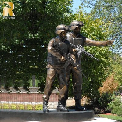 China Life Size Outdoor Park Decor Europe Garden Statue Bronze Medieval Soldier Sculpture For Sale for sale