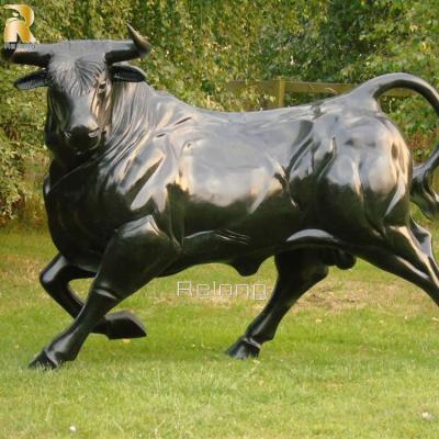 China Europe Decorative Bronze Statue Bull Bull Bronze Statue Life Size Bronze Sculpture for sale