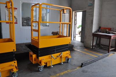 China O mini móbil de utilização longo do período Scissor o elevador com carga 200Kg e cor amarela à venda