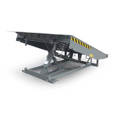 China Loading Dock Ramp for Warehouse Loading and Unloading Cargos with Adjustable Height for sale