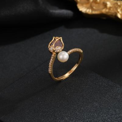 China Simple TRENDY Style 18k Gold Plated Natural Freshwater Pearl Ring With Buds And Diamonds In White Ladies Rings for sale