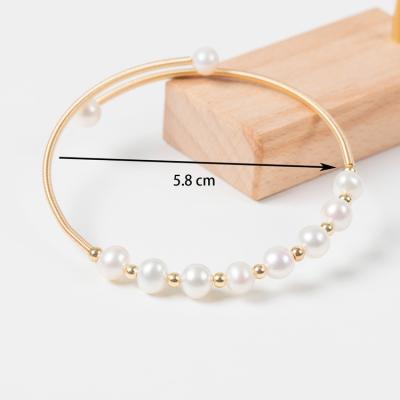 China 2022 New Fashionable Simple Gold Plated Freshwater Pearl Beads Adjustable Bracelet for sale