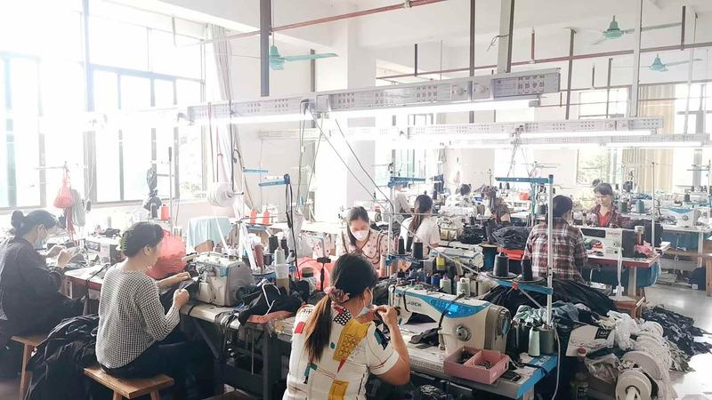 Verified China supplier - Pingnan County Zhenlong Town Lingyue Clothing Processing Factory