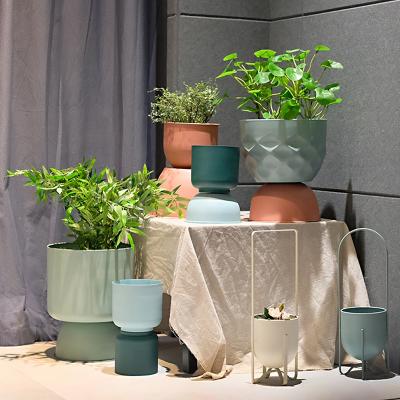 China Large Size Modern Metal Flower Pot for Garden and House Decor Room and Outdoor Flower Planter for Home Decor for sale