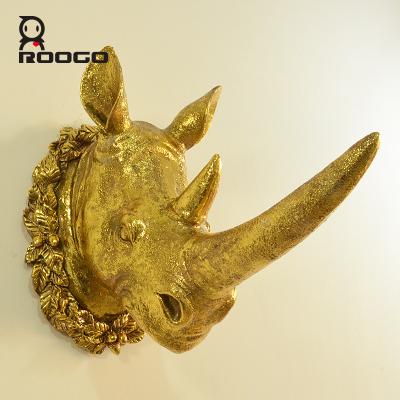 China Art Decor ROOGO Resin Home Wall Decor Rainforest Rhinoceros Head Decorative Animal Wall Hook for sale