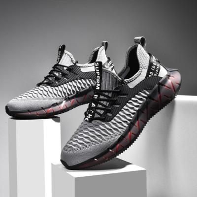 China New Arrival Fashion Casual Sports Shoes Cushioning Running Shoes For Men for sale