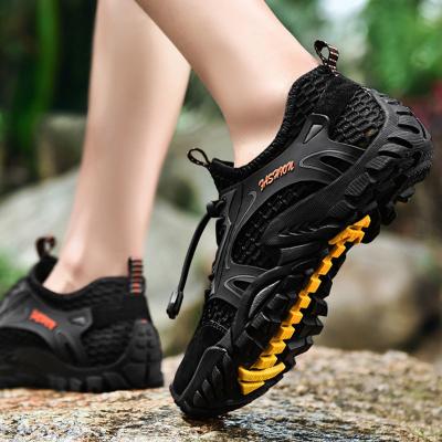 China Fashion trend manufacturers wholesale men's and women's river tracking shoes fitness sports treadmill shoes for sale