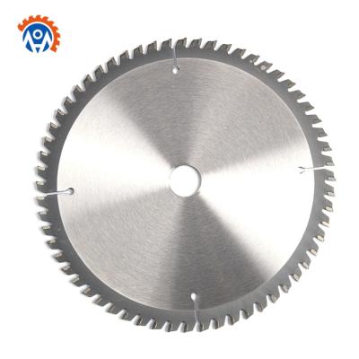 China 50# 180mm Professional Maker CTT Circular Saw Blade Cutting Wood Good Quality for sale