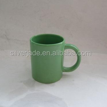 China Sustainable Customized Logo Glazed Porcelain Mug for sale