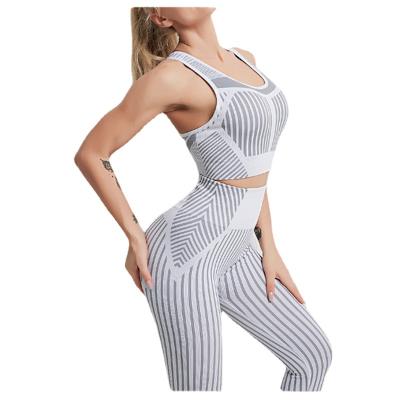 China Crack women! crack! Hot Selling Breathable Gym Fitness Wear Seamless Workout Short Sport Active Fitness Wear Yoga Set for sale