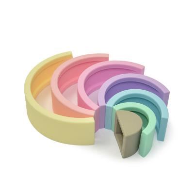 China New Product Silicone Toys Rainbow Shape Educational Kids Baby Eco-Friendly Material Stacking Toys Bpa Free Non-Toxic Kitchen SiliconeToys for sale