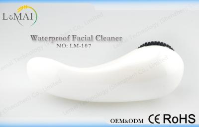 China Water Resistant Rechargeable Facial Cleanser , Exfoliating Skin Cleanser Brush for sale