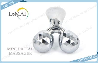 Chine Le Massager facial de mini d'ABS de petit pain de Rolo beauté de boule pour augmenter l'immunité/réduisent des rides à vendre