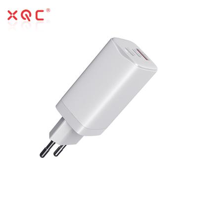 China QC3.0 OEM 3 Universal Usb Gan Type C Smartphone Fast Charging 65W Portable Charger Power Adapter for sale