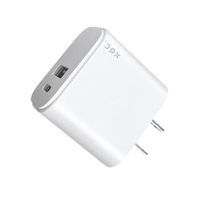 China Portable Fast Wall Charger Adapter 30w Travel Palladium Fast Charger 3.0 Mobile Charging Apple iphone 11 for sale