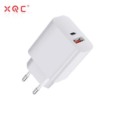 China Quick Charger 3.0 QC3.0 5V/9V/12V 2 USB Portable Travel Charger Fast Charger 2 USB Charger for sale