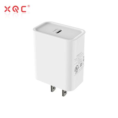 China Usb fast charger 3.0 quick charge 3.0 for apple 18w charger for iphone charger type c for sale