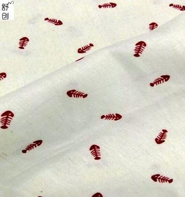 China Hot Shirt 190gsm Fashion Bone Patterns Of Canvas Printed Fabric for sale