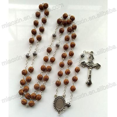 China Hot Sale Religious Rosary 8mm Plastic With Alloy Flower Beads Running Jesus Cross Christ Maria Necklace For Pray for sale