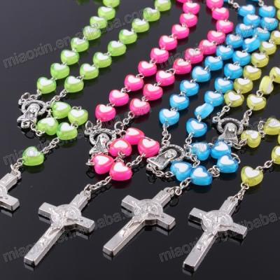 China Religious Catholic Rosaries 59 Colors Heart Acrylic Rosary 8mm With Box for sale