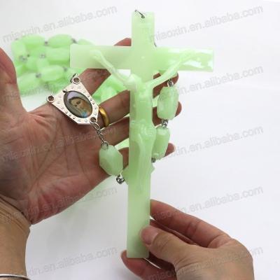 China The Large Religious Catholic Cross Church Decorative Religious Beads Wall Hanging Bead Wallrosary Blank Beads Luminous Beads for sale