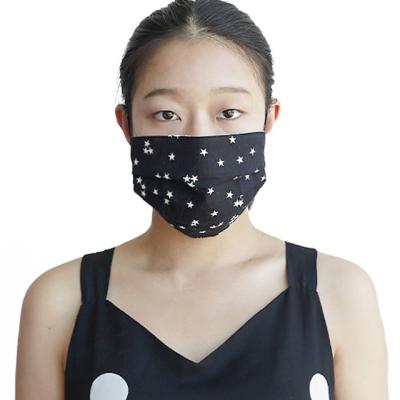 China Stylish Washable Filter Pocket Pleats Printed 100% Cotton 3 Layer Mesh Reusable Black Facemask Breathable With Filter Pocket for sale