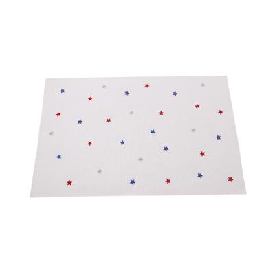 China Sustainable Custom Washable Square Eco Friendly Red Blue Star Embroidered White Place Mats Quilted Kids Table Mat for sale