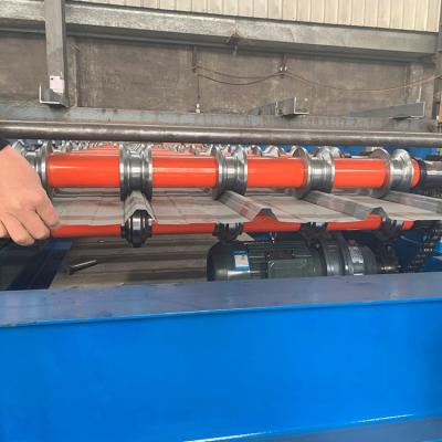 China Factory direct supply of hotels and low noise metal roof sheet high profile IBR metal glazed tile roll forming machine for sale