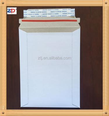 China A4 A5 Lightweight Size White Rigid Mailers Packaging Self Seal Envelope for sale