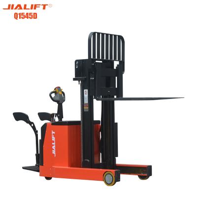 China Variable Electric Reach Truck Forklift 1300kg Lifting Height 4500mm for sale