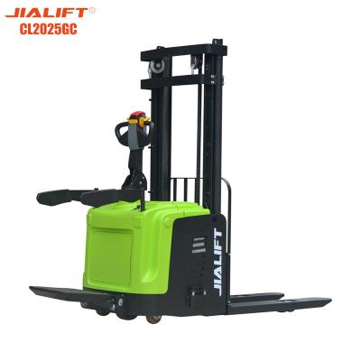 China Mobile Electric Fork Stacker 2000kg Lifting Height 2530mm Double Lifting for sale