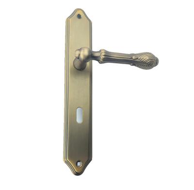 China Residences Privacy Antique Brass Front Door Locks And Handles Lock Door Handle for sale