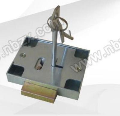 China Galvanized Iron Body 7 Lever Drawer Lock With 2 Zinc Keys for sale