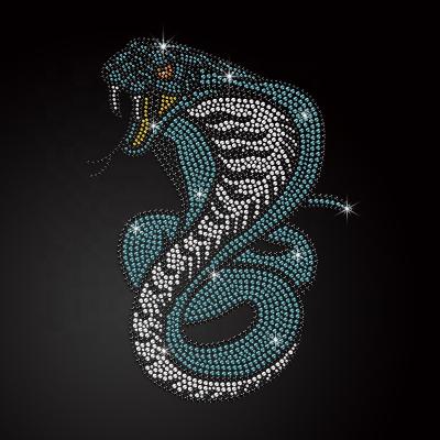 China Custom Flatback Rhinestone Heat Transfer Snake Stone Rhinestone Iron On Transfers Rhinestone Heat Transfer Strong-Shirts for sale