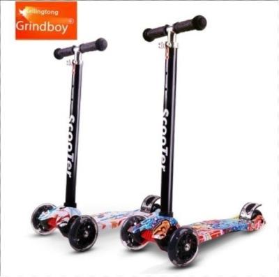 China Boy Girl Kids Toys Foldable Three Wheels Scooter for Children Riding Push Toddler for sale