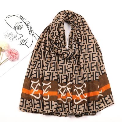 China 2022 New Fashion Beach Poncho Tassel Party Wraps Designer Hijab Shawls Scarves Flower Print Scarf Woman Poncho Tassel Party for sale