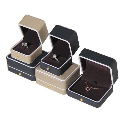 China Factory Wholesale Eco-friendly High End PU Leather Jewelry Box Wedding Ring Box for sale