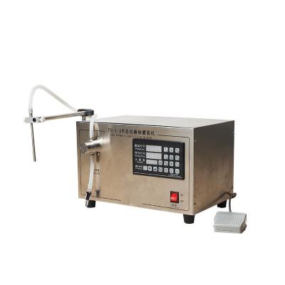 China Baijiu Food Single Head Pump Filling Machine Edible Oil Magnetic Liquid Quantitative Filling Machine Flavor Essential Oil Filling for sale