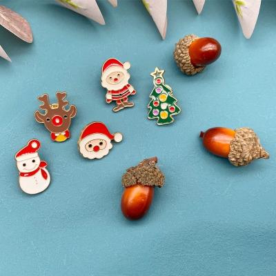 China Wholesale Santa Claus Penguin Christmas Tree Badge Cartoon Student Lapel Pins Brooch Pin Europe Christmas Series Cute Bag Accessories for sale