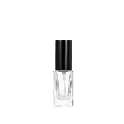 China 18 Cosmetic Perfume Bottle Dispenser Screw Cap 15ml30ml Cosmetic Bottle With Cap Spray Quartet Glass Cylindrical Bottle for sale